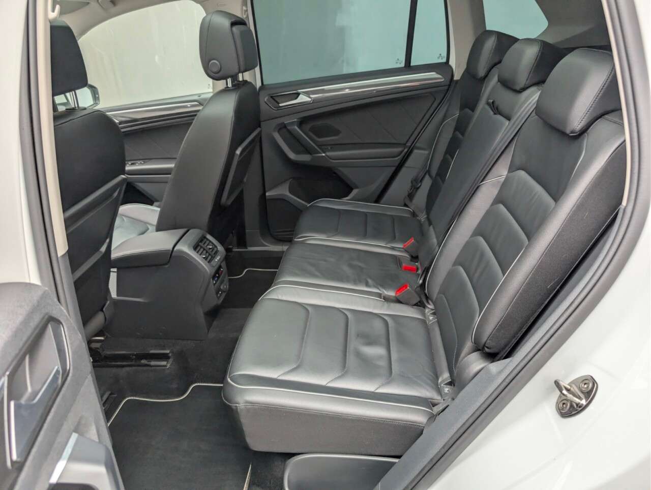 2017 VOLKSWAGEN TIGUAN 2017 VOLKSWAGEN TIGUAN