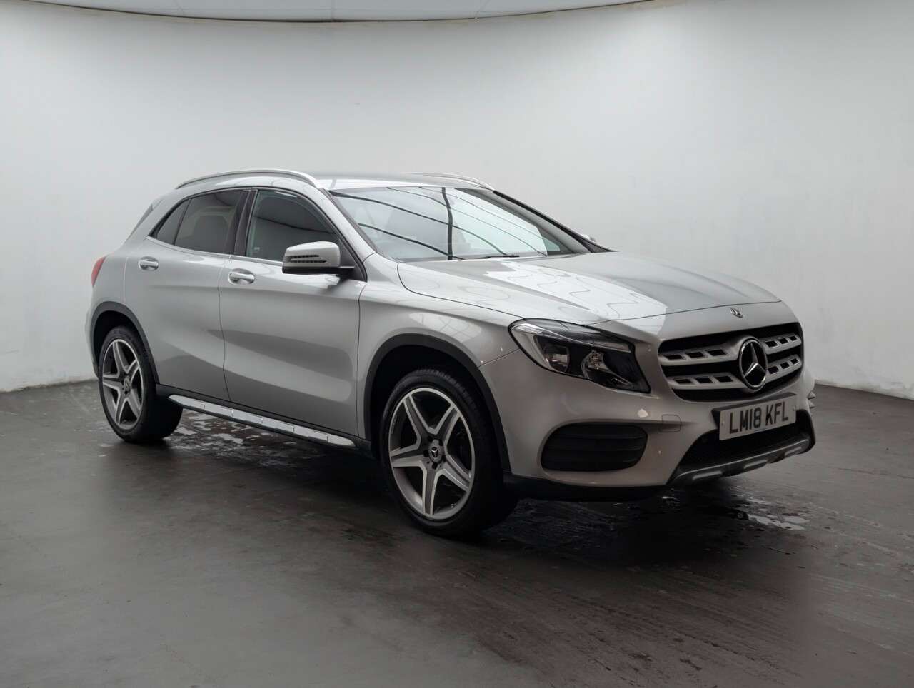 A 2018 MERCEDES-BENZ 180 2.1 GLA200d AMG Line SUV 5dr Diesel Manual Euro 6 (s/s) (136 ps) 19" AALLOY A 2018 MERCEDES-BENZ 180 2.1 GLA200d AMG Line SUV 5dr Diesel Manual Euro 6 (s/s) (136 ps) 19" AALLOY