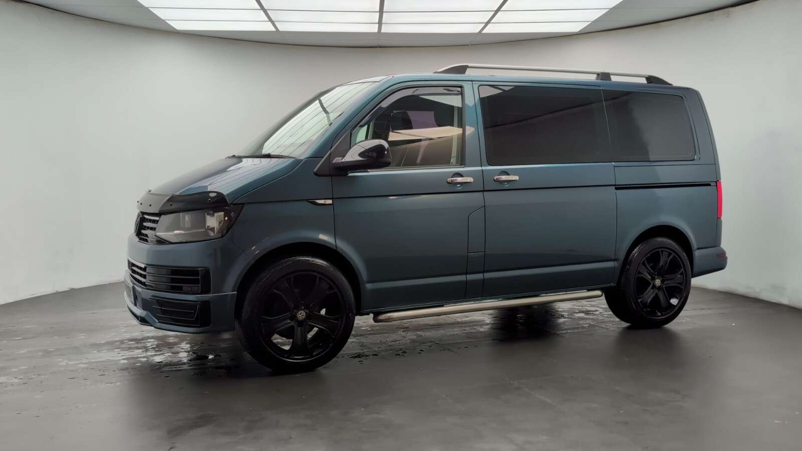 2019 VOLKSWAGEN TRANSPORTER SHUTTLE 2019 VOLKSWAGEN TRANSPORTER SHUTTLE