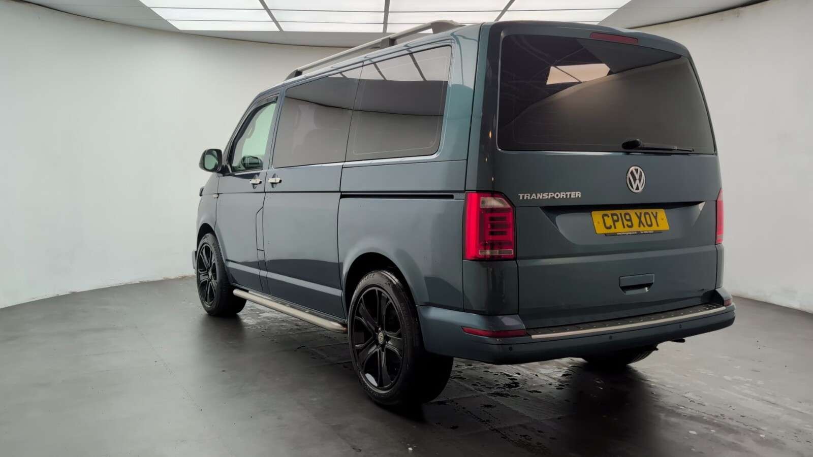 2019 VOLKSWAGEN TRANSPORTER SHUTTLE 2019 VOLKSWAGEN TRANSPORTER SHUTTLE