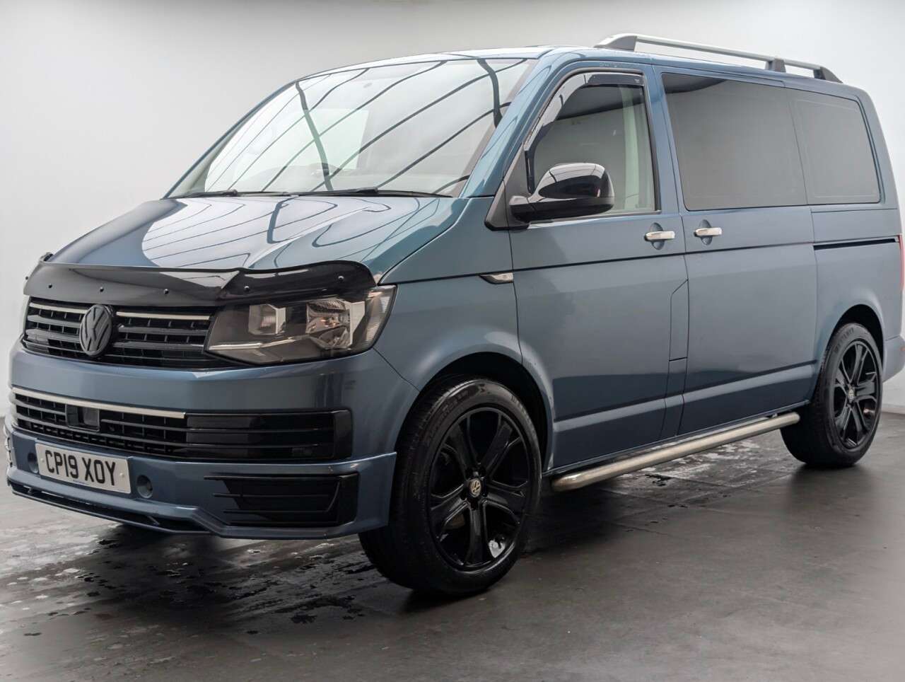 2019 VOLKSWAGEN TRANSPORTER SHUTTLE 2019 VOLKSWAGEN TRANSPORTER SHUTTLE