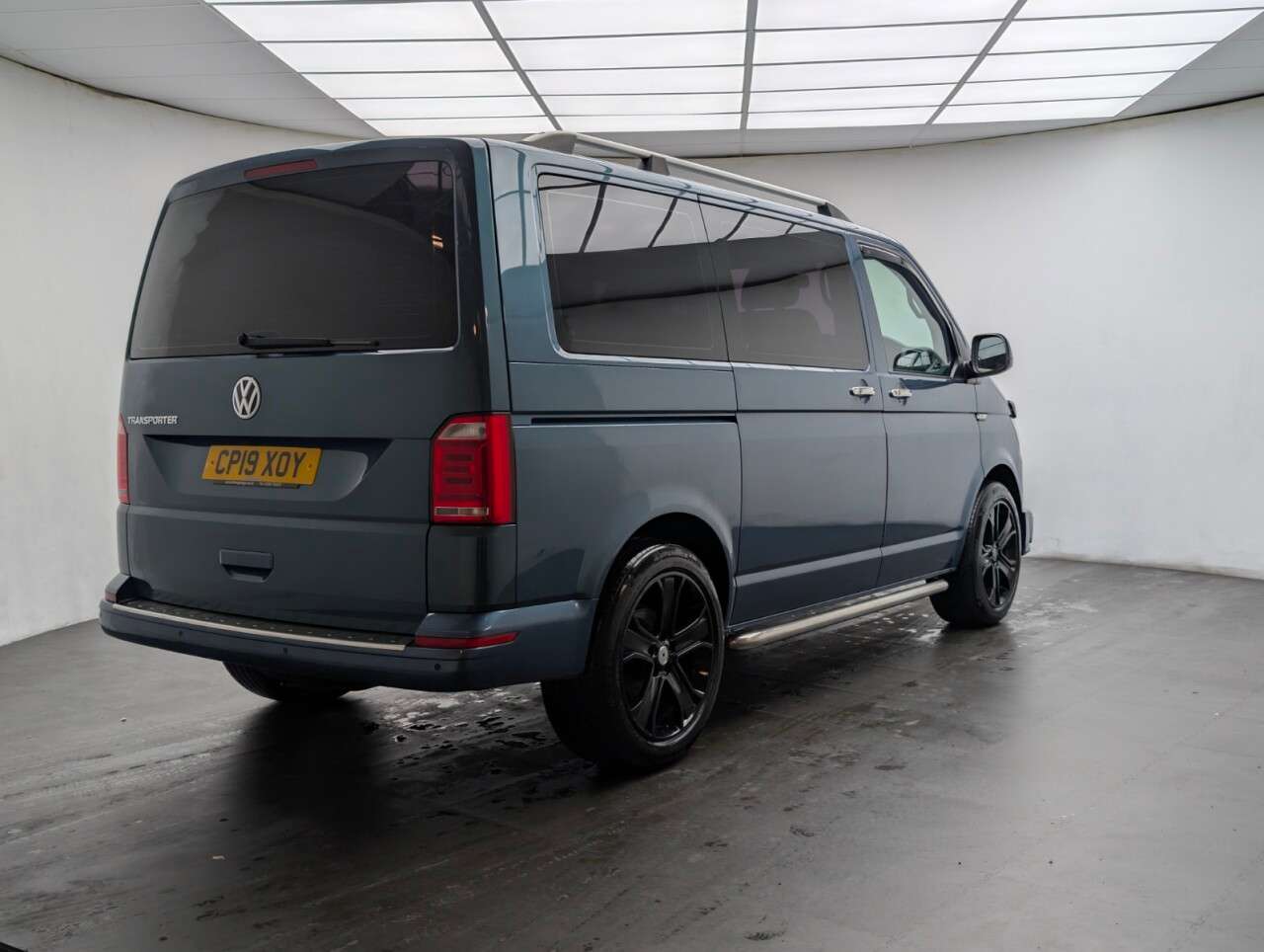 2019 VOLKSWAGEN TRANSPORTER SHUTTLE 2019 VOLKSWAGEN TRANSPORTER SHUTTLE