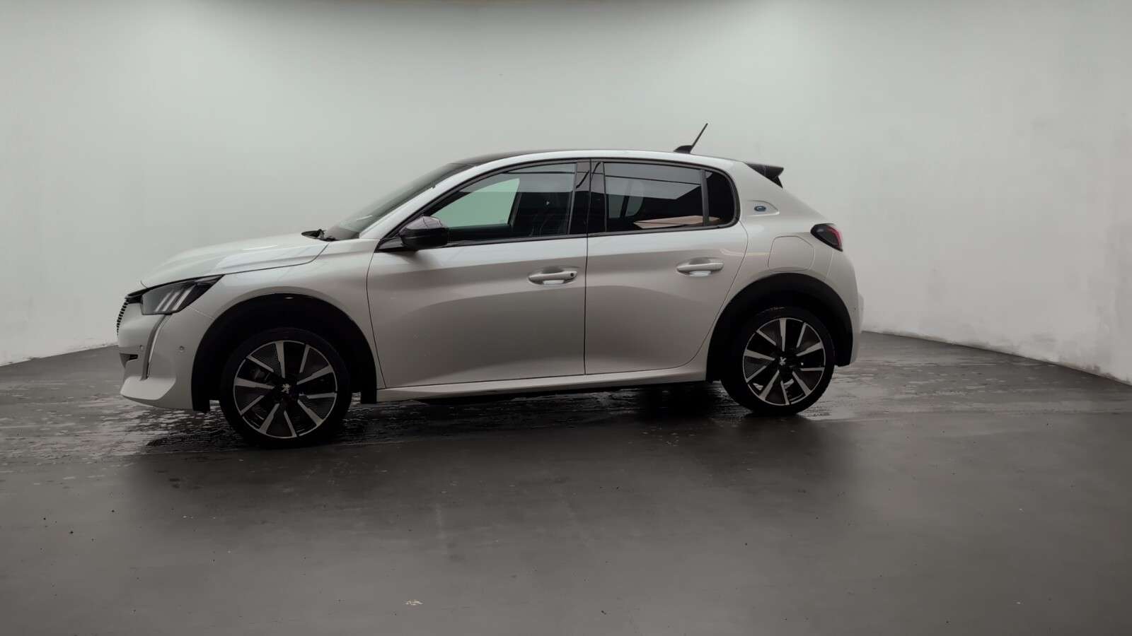 2022 PEUGEOT E-208 2022 PEUGEOT E-208