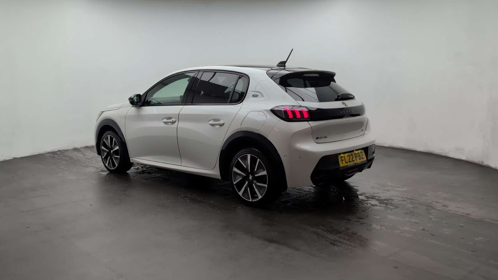 2022 PEUGEOT E-208 2022 PEUGEOT E-208