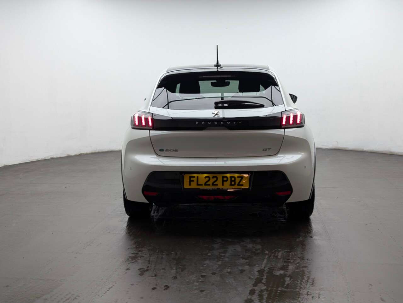 2022 PEUGEOT E-208 2022 PEUGEOT E-208