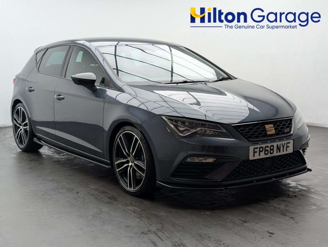 A 2019 SEAT LEON 2.0 TSI Cupra 290 Hatchback 5dr Petrol DSG Euro 6 (s/s) (290 ps) APPLE CARP A 2019 SEAT LEON 2.0 TSI Cupra 290 Hatchback 5dr Petrol DSG Euro 6 (s/s) (290 ps) APPLE CARP