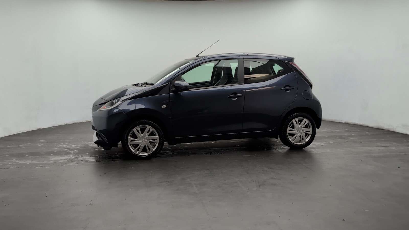 2017 TOYOTA AYGO 2017 TOYOTA AYGO