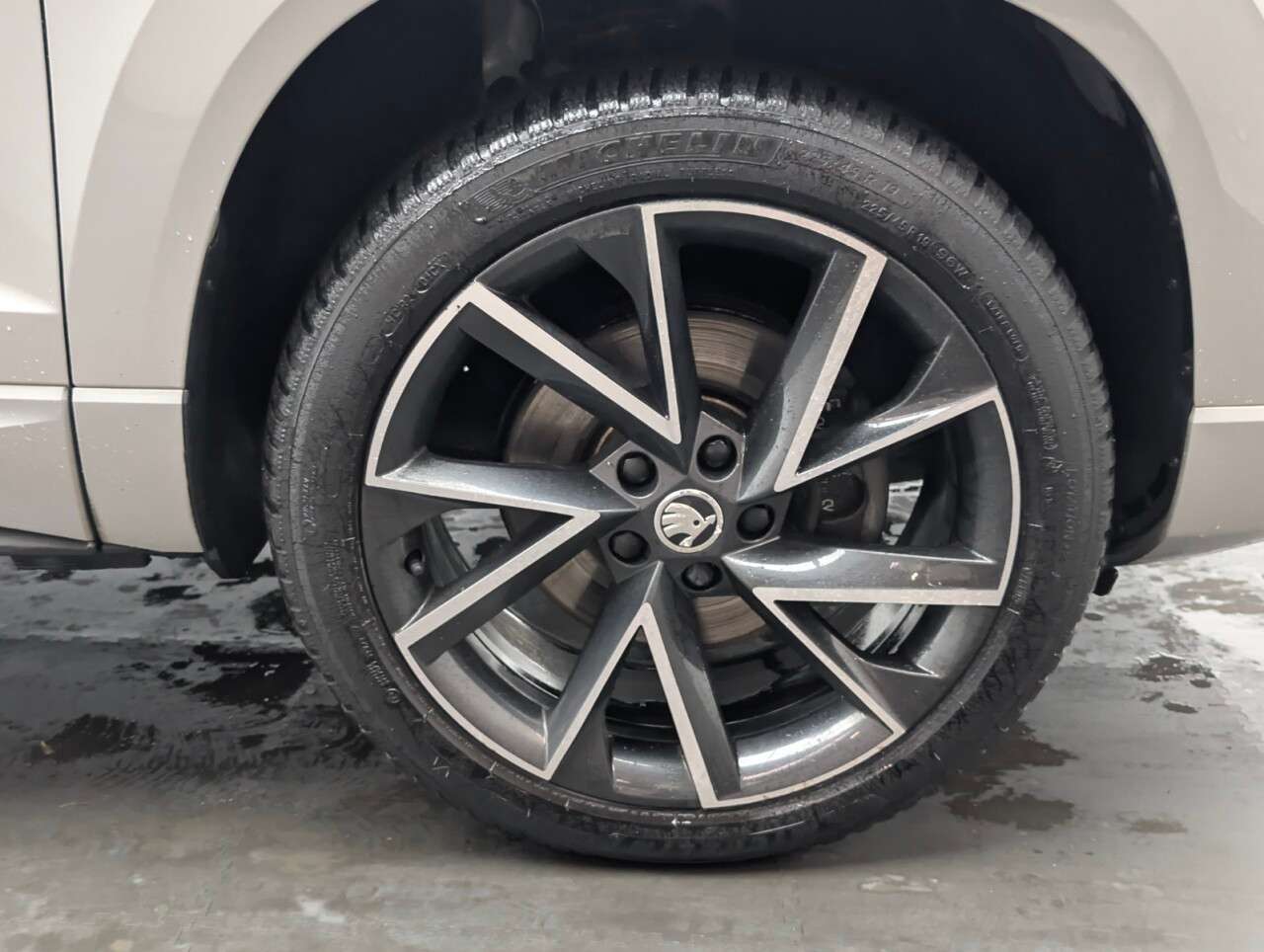 2020 SKODA KAROQ 2020 SKODA KAROQ