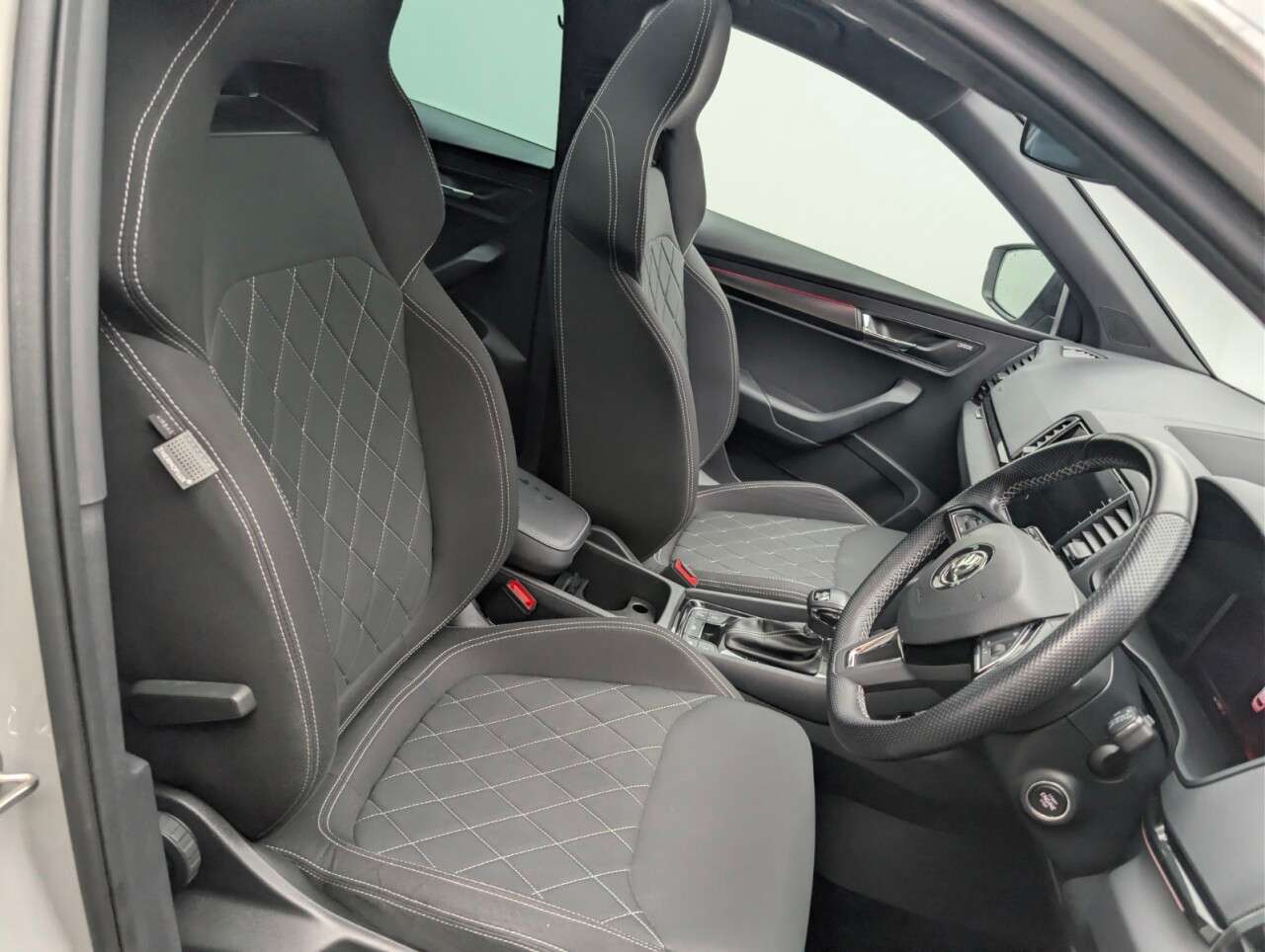 2020 SKODA KAROQ 2020 SKODA KAROQ