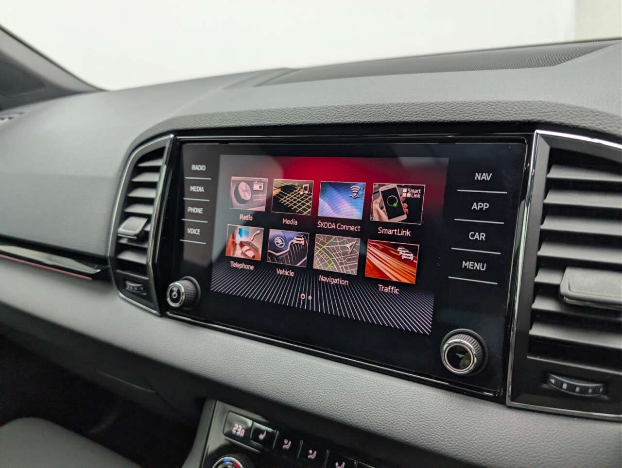 2020 SKODA KAROQ 2020 SKODA KAROQ