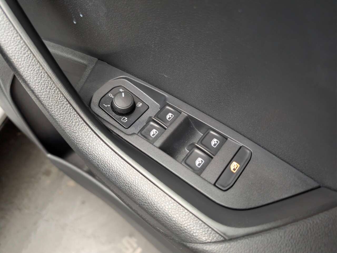 2020 SKODA KAROQ 2020 SKODA KAROQ