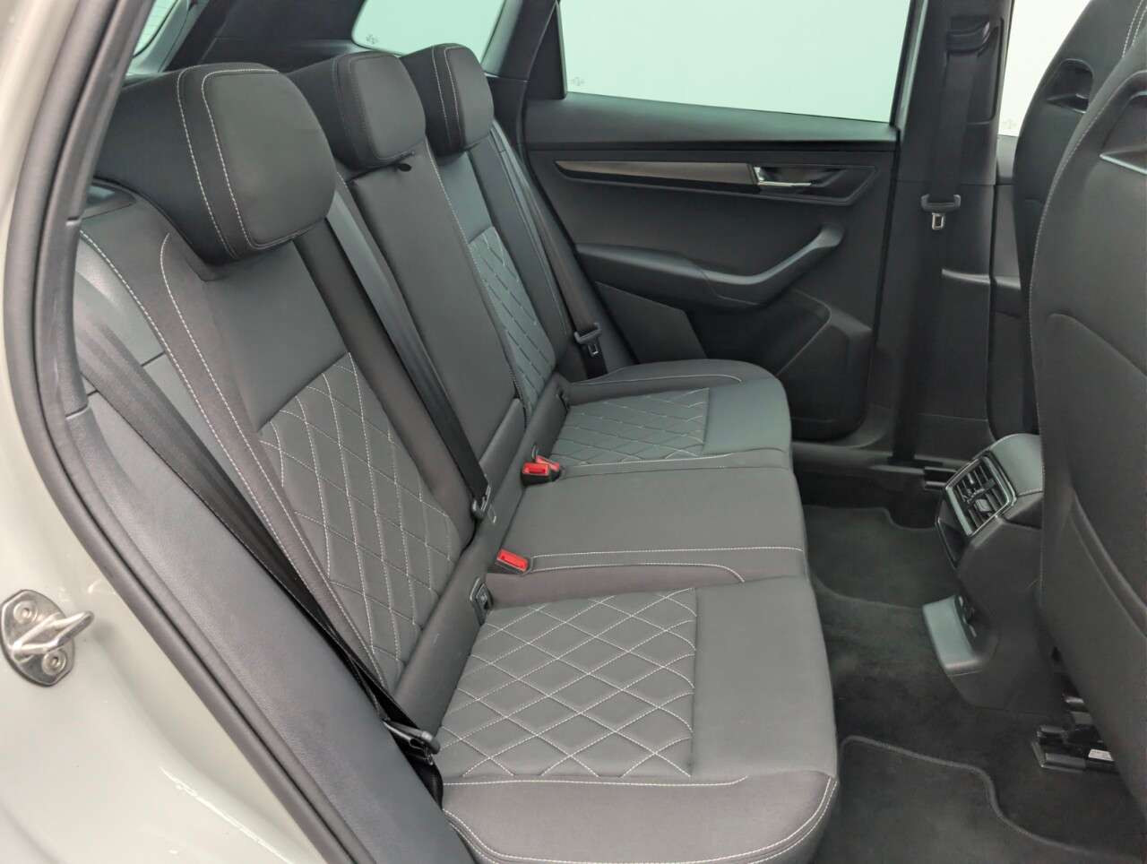 2020 SKODA KAROQ 2020 SKODA KAROQ