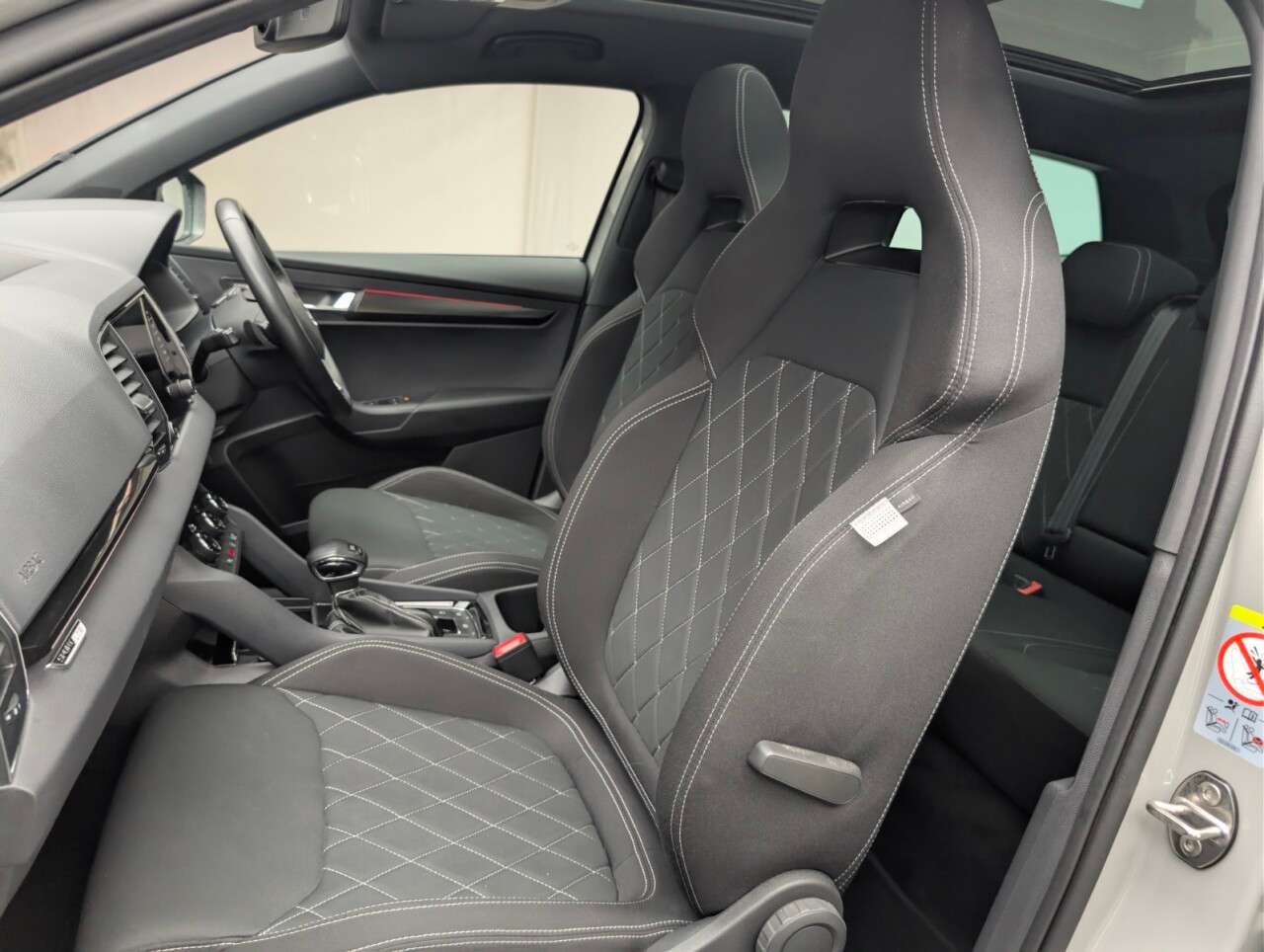 2020 SKODA KAROQ 2020 SKODA KAROQ