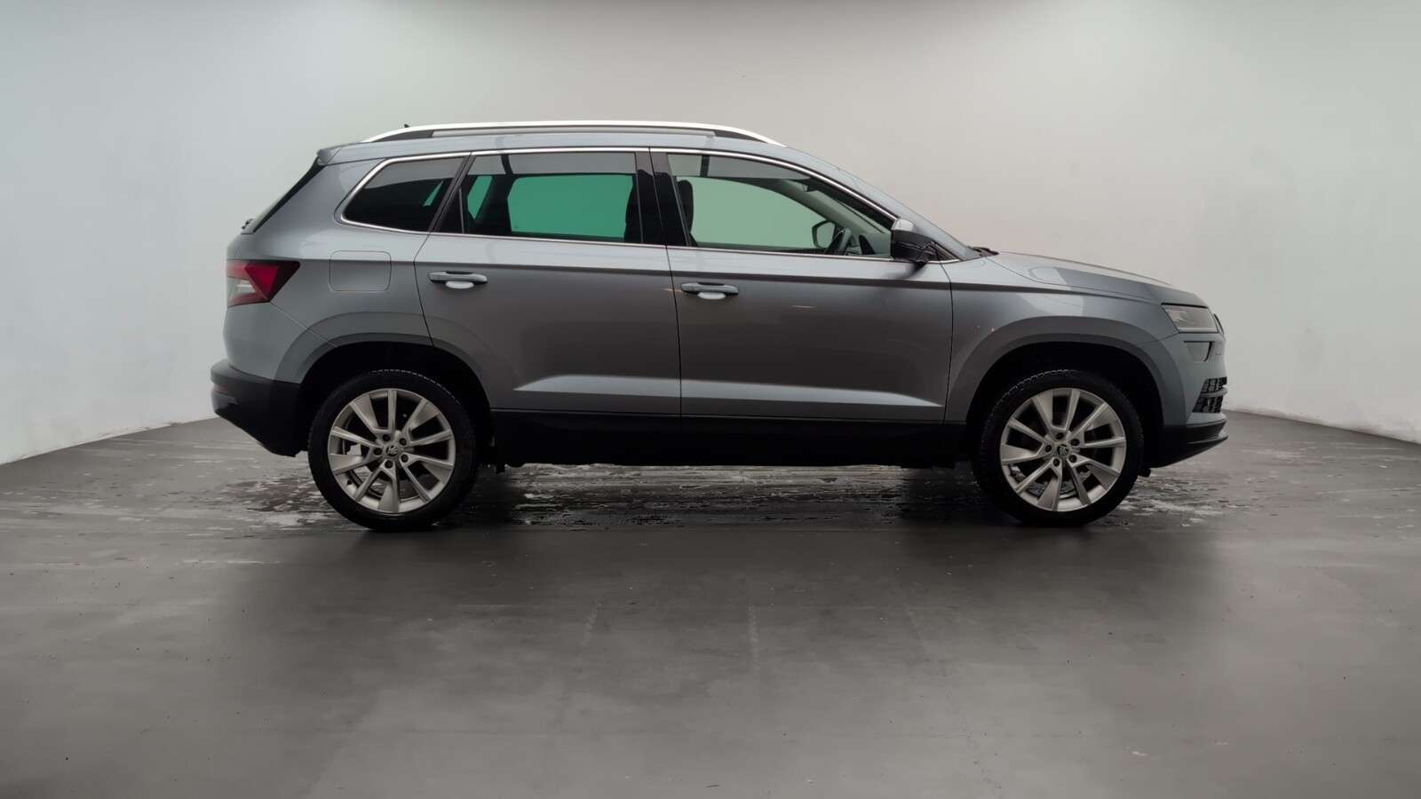 2021 SKODA KAROQ 2021 SKODA KAROQ