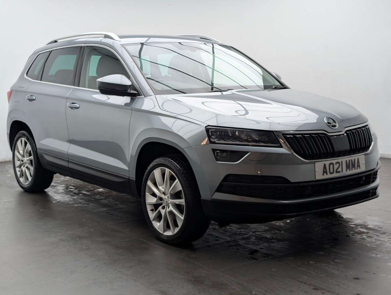 A 2021 SKODA KAROQ 1.0 TSI SE L SUV 5dr Petrol Manual Euro 6 (s/s) (110 ps) PARKING SENSORS+BO A 2021 SKODA KAROQ 1.0 TSI SE L SUV 5dr Petrol Manual Euro 6 (s/s) (110 ps) PARKING SENSORS+BO