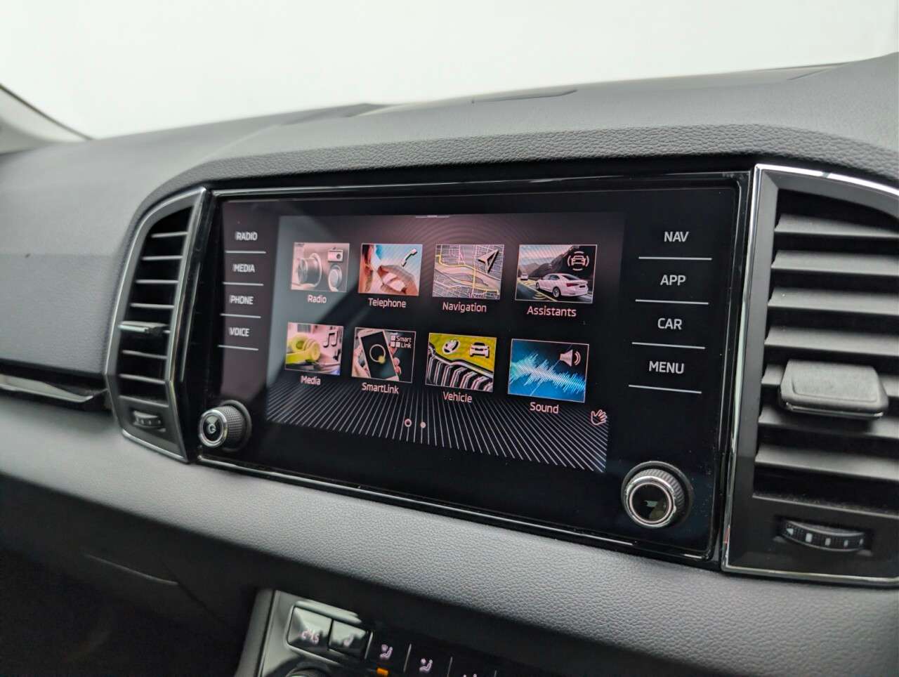 2021 SKODA KAROQ 2021 SKODA KAROQ