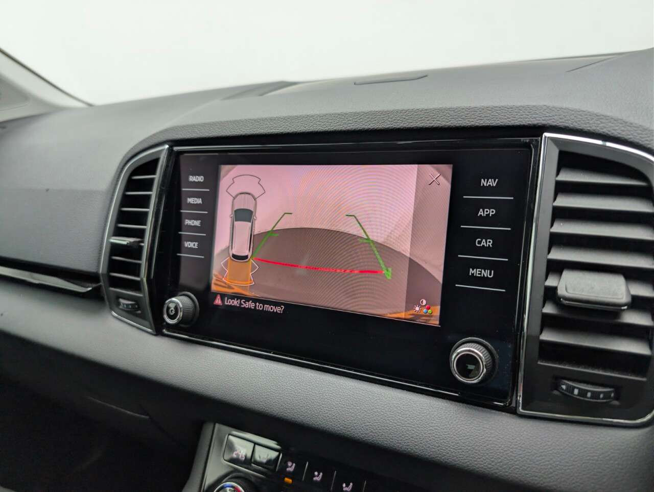 2021 SKODA KAROQ 2021 SKODA KAROQ