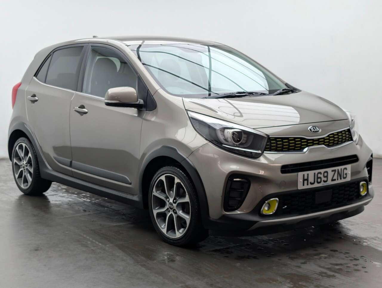 A 2019 KIA PICANTO 1.25 X-Line Hatchback 5dr Petrol Auto Euro 6 (83 bhp) NAVIGATION+PARKING CA A 2019 KIA PICANTO 1.25 X-Line Hatchback 5dr Petrol Auto Euro 6 (83 bhp) NAVIGATION+PARKING CA