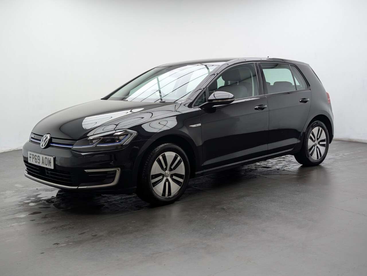 2019 VOLKSWAGEN E-GOLF 2019 VOLKSWAGEN E-GOLF