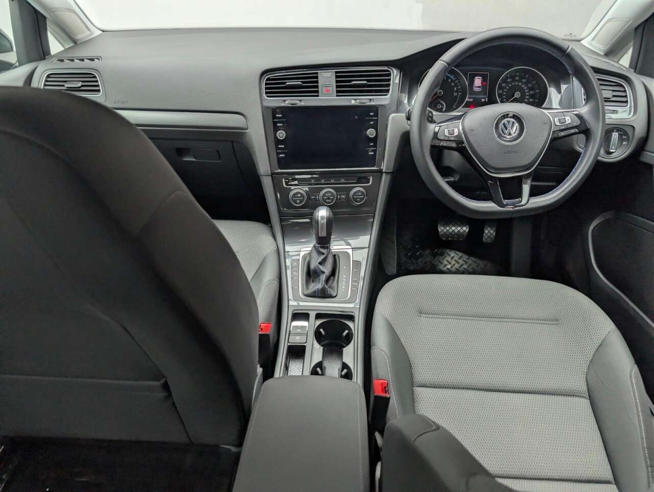 2019 VOLKSWAGEN E-GOLF 2019 VOLKSWAGEN E-GOLF