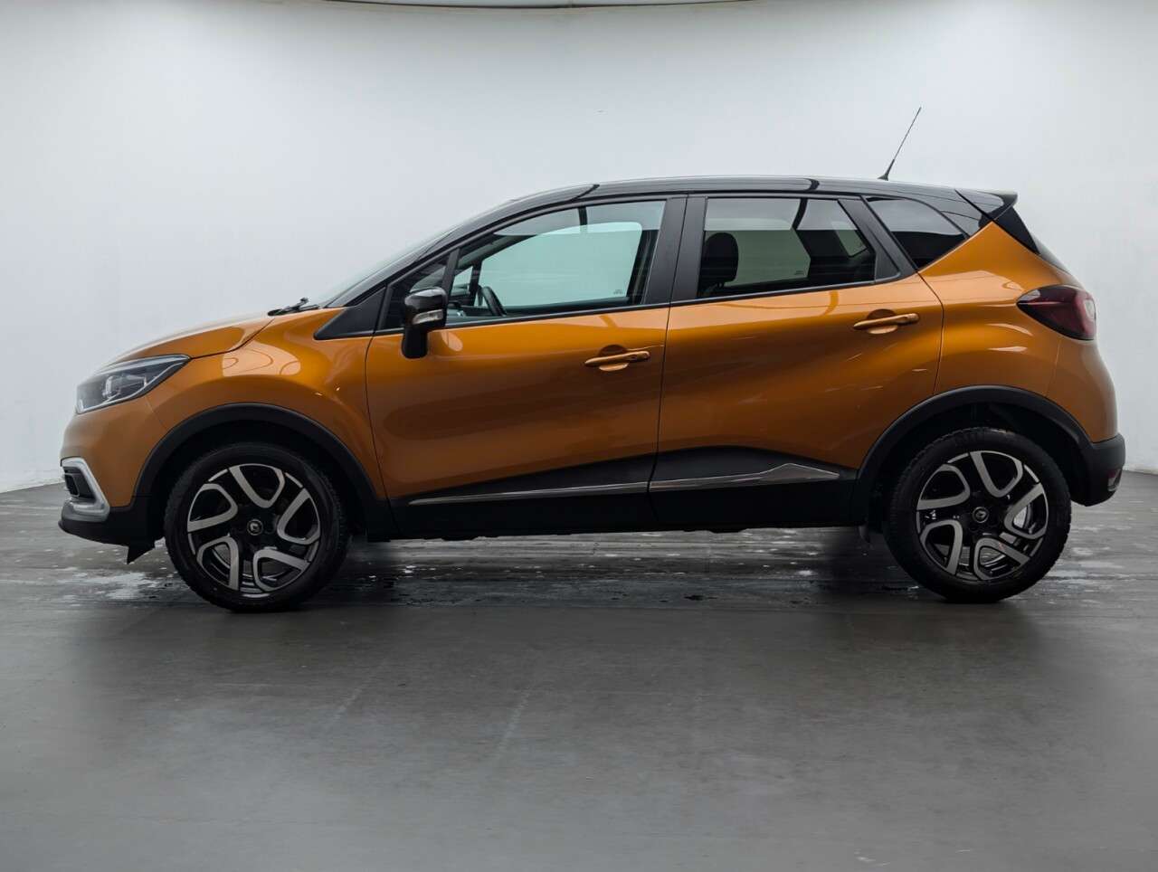 2019 RENAULT CAPTUR 2019 RENAULT CAPTUR