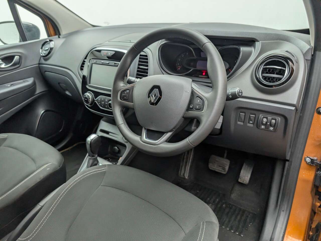 2019 RENAULT CAPTUR 2019 RENAULT CAPTUR