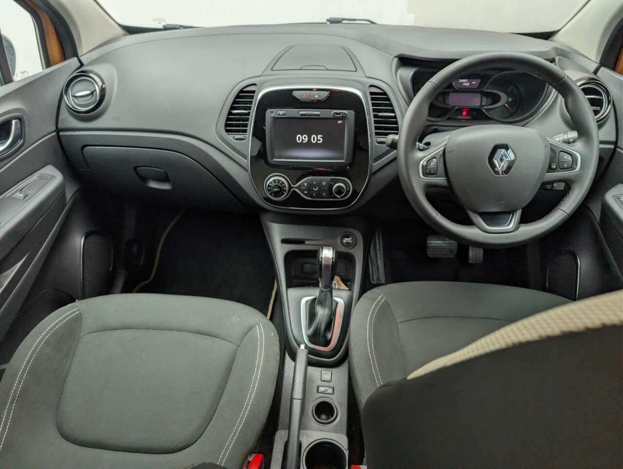 2019 RENAULT CAPTUR 2019 RENAULT CAPTUR