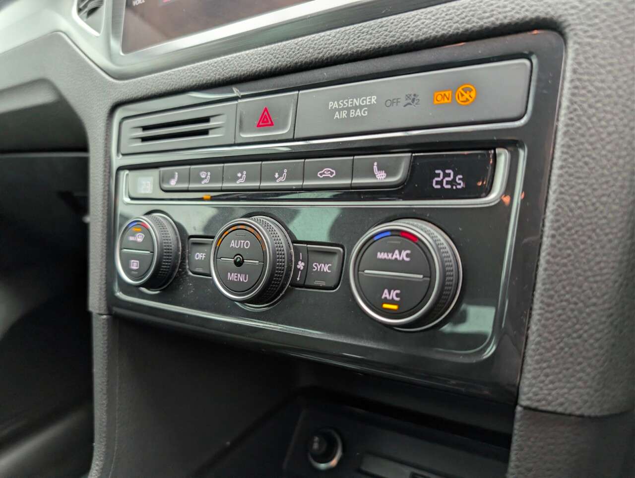 2020 VOLKSWAGEN GOLF SV 2020 VOLKSWAGEN GOLF SV