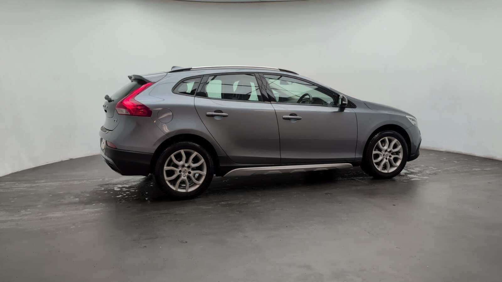 2017 VOLVO V40 CROSS COUNTRY 2017 VOLVO V40 CROSS COUNTRY