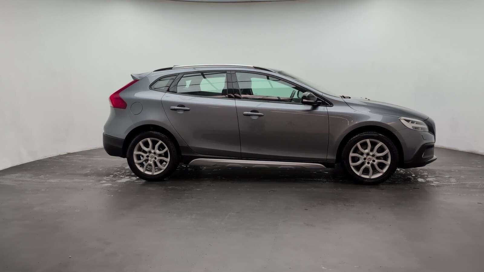 2017 VOLVO V40 CROSS COUNTRY 2017 VOLVO V40 CROSS COUNTRY