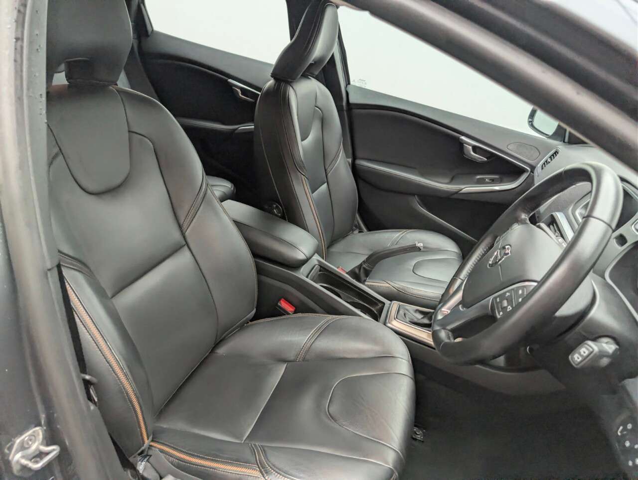 2017 VOLVO V40 CROSS COUNTRY 2017 VOLVO V40 CROSS COUNTRY