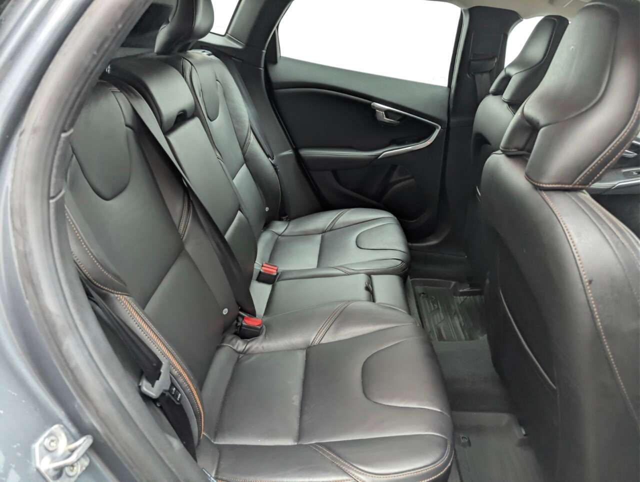 2017 VOLVO V40 CROSS COUNTRY 2017 VOLVO V40 CROSS COUNTRY