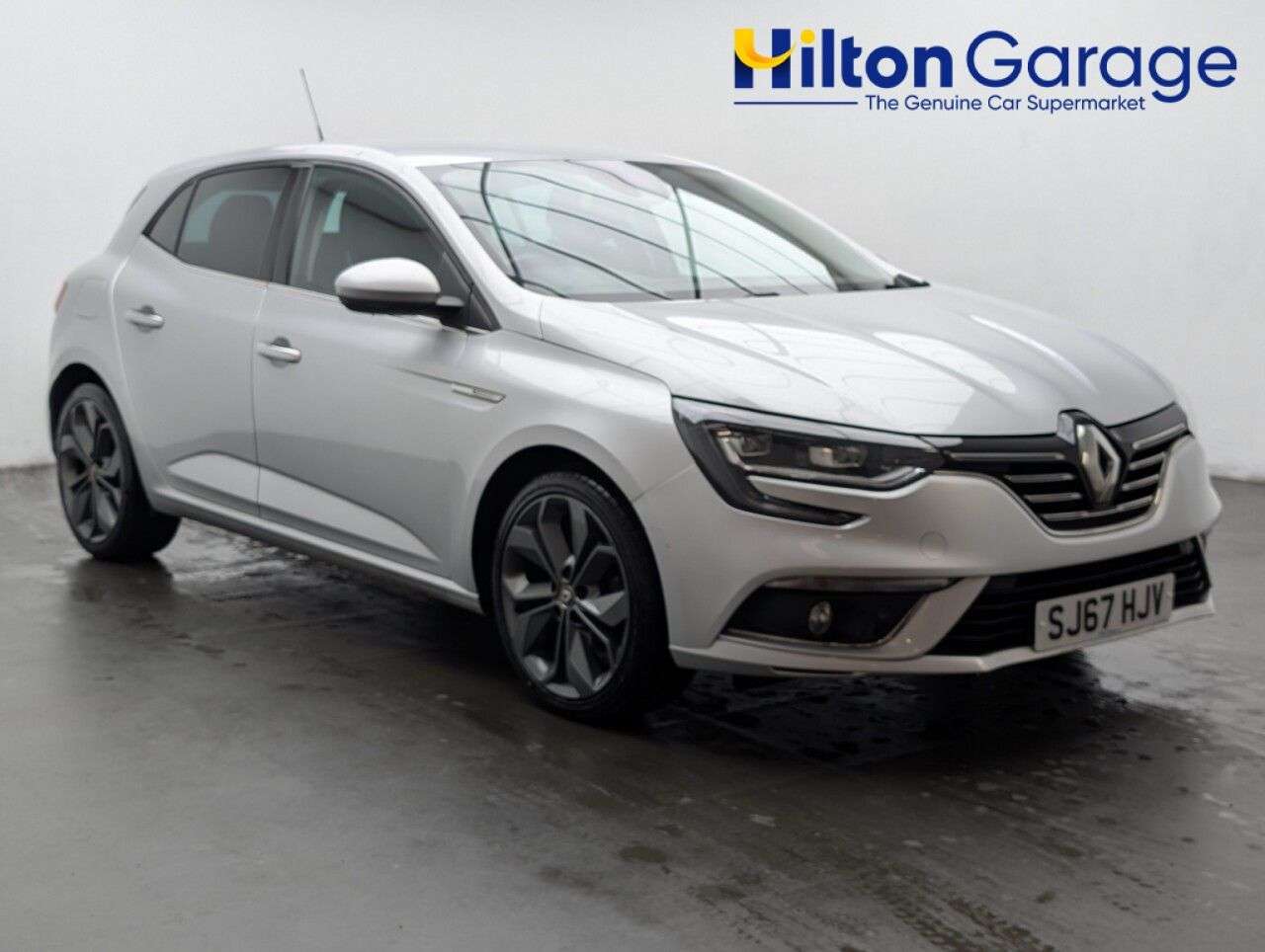 A 2017 RENAULT MEGANE 1.2 TCe Signature Nav Hatchback 5dr Petrol Manual Euro 6 (s/s) (130 ps) BLU A 2017 RENAULT MEGANE 1.2 TCe Signature Nav Hatchback 5dr Petrol Manual Euro 6 (s/s) (130 ps) BLU