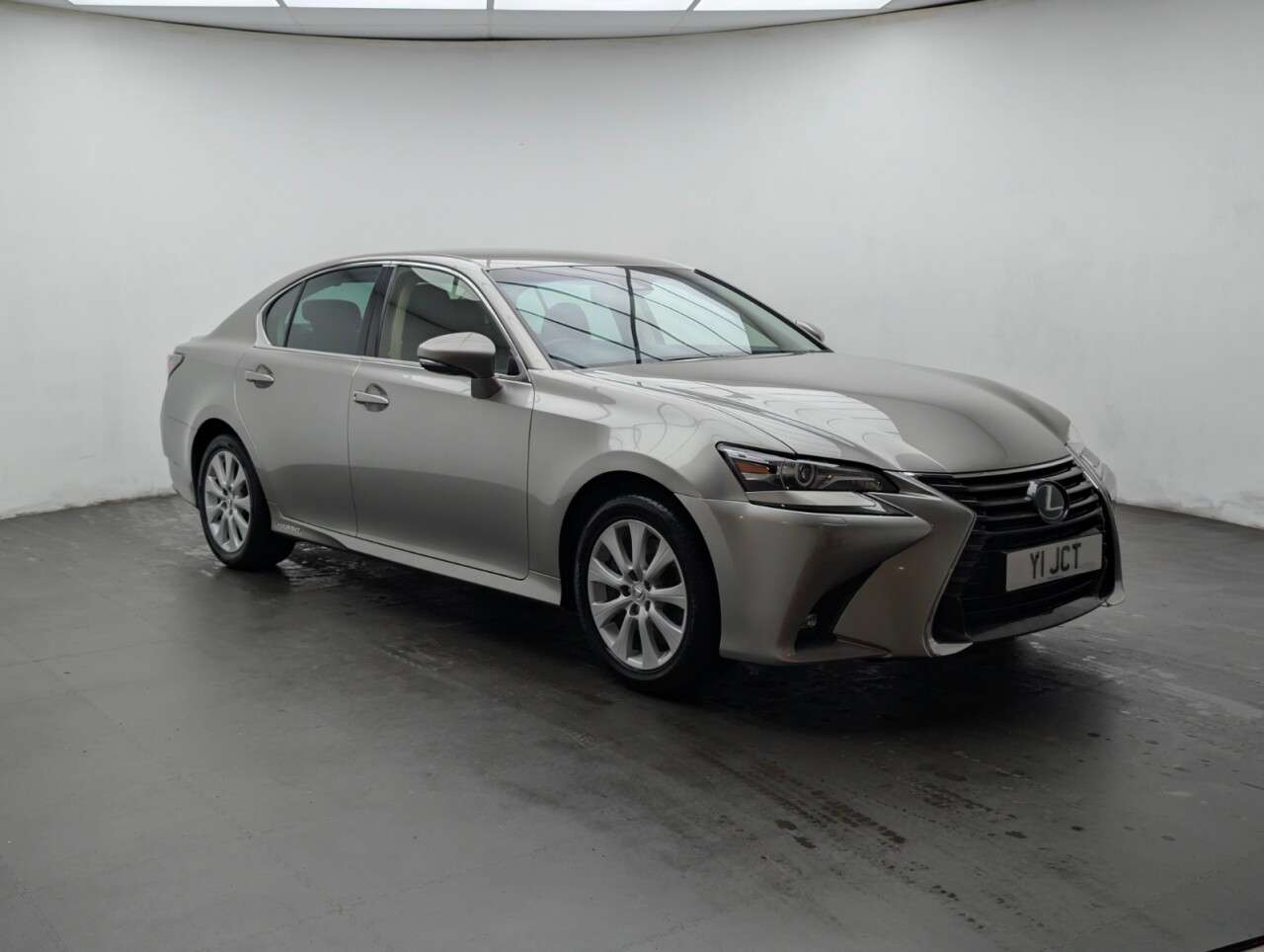 A 2017 LEXUS GS 2.5 300h Executive Edition Saloon 4dr Petrol Hybrid CVT Euro 6 (s/s) (223 p A 2017 LEXUS GS 2.5 300h Executive Edition Saloon 4dr Petrol Hybrid CVT Euro 6 (s/s) (223 p