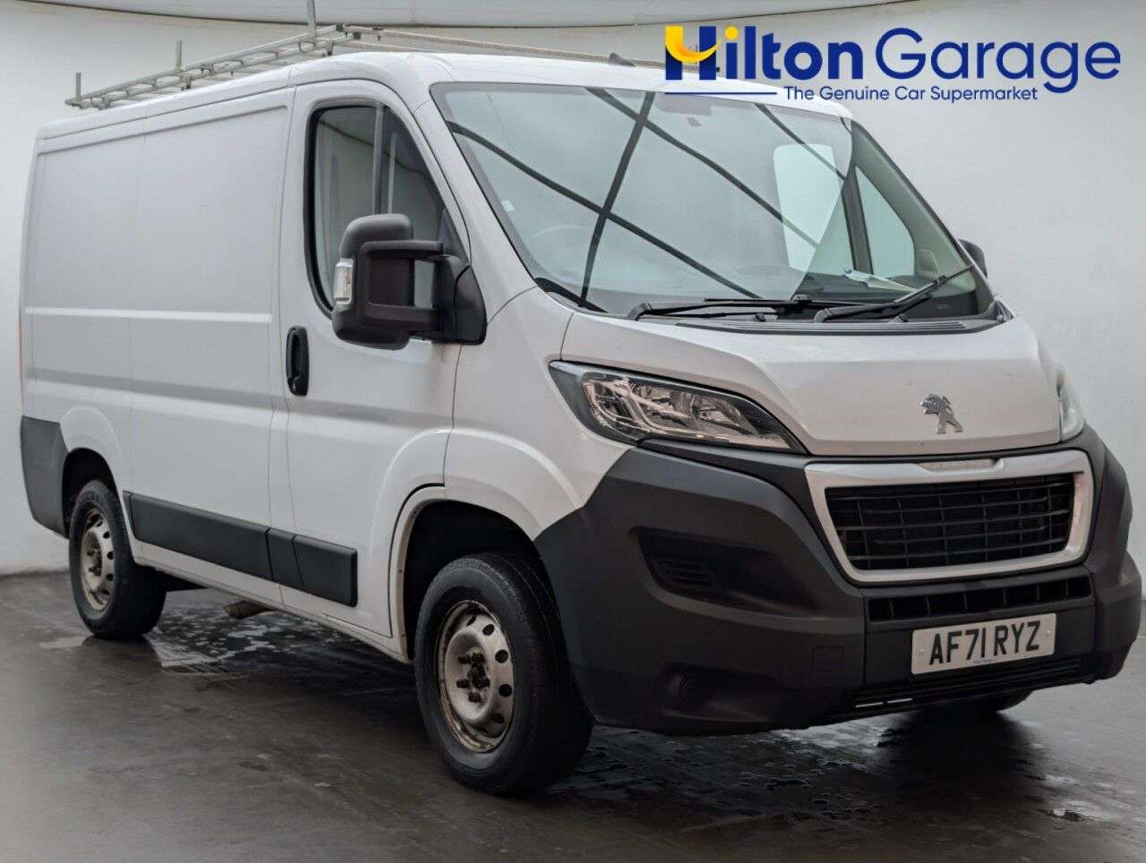 A 2021 PEUGEOT BOXER 2.2 BlueHDi 333 Professional Panel Van 5dr Diesel Manual L1 H1 Euro 6 (s/s) A 2021 PEUGEOT BOXER 2.2 BlueHDi 333 Professional Panel Van 5dr Diesel Manual L1 H1 Euro 6 (s/s)