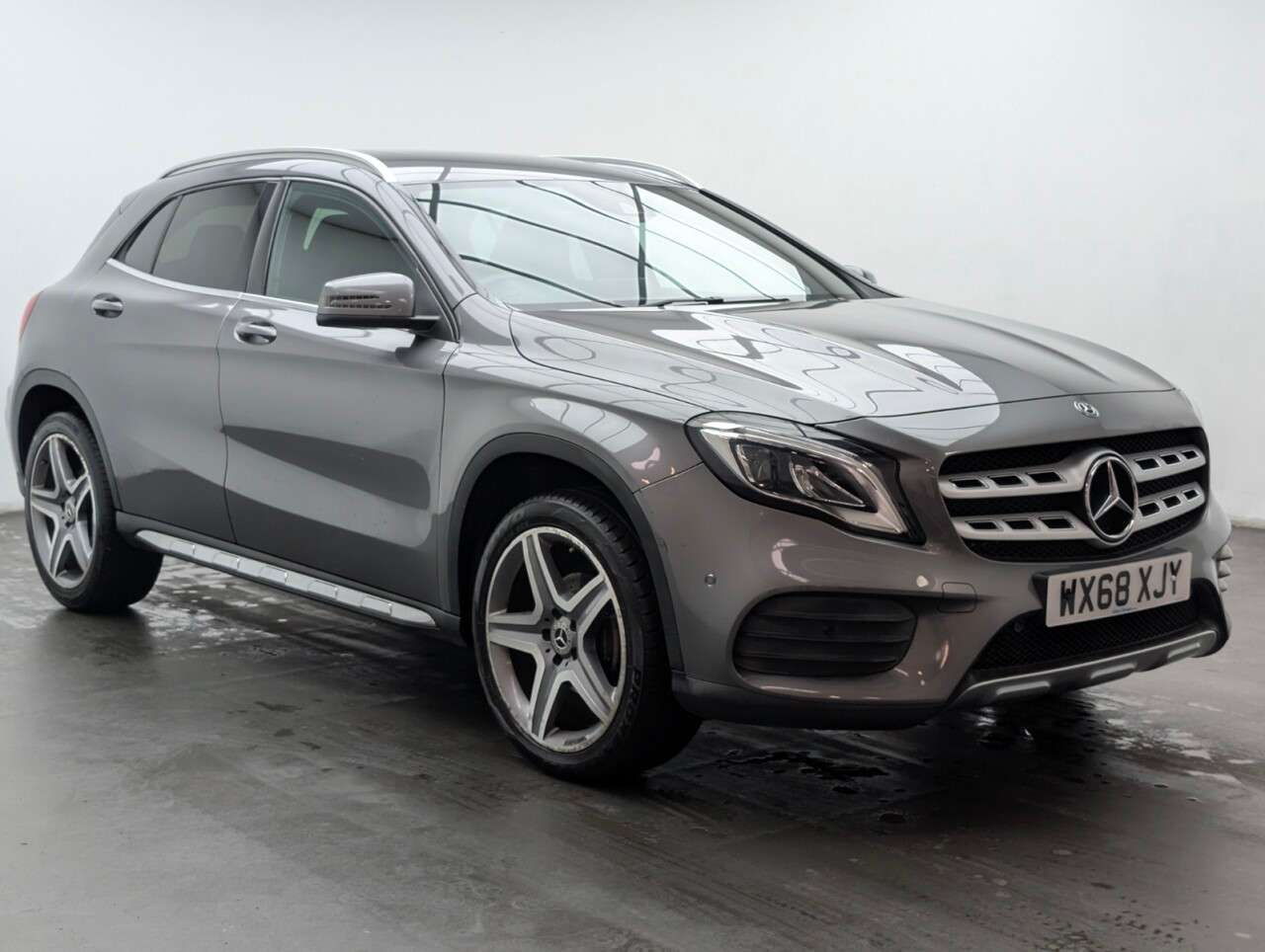 A 2018 MERCEDES-BENZ 180 1.6 GLA200 AMG Line (Premium) SUV 5dr Petrol Manual Euro 6 (s/s) (156 ps) R A 2018 MERCEDES-BENZ 180 1.6 GLA200 AMG Line (Premium) SUV 5dr Petrol Manual Euro 6 (s/s) (156 ps) R