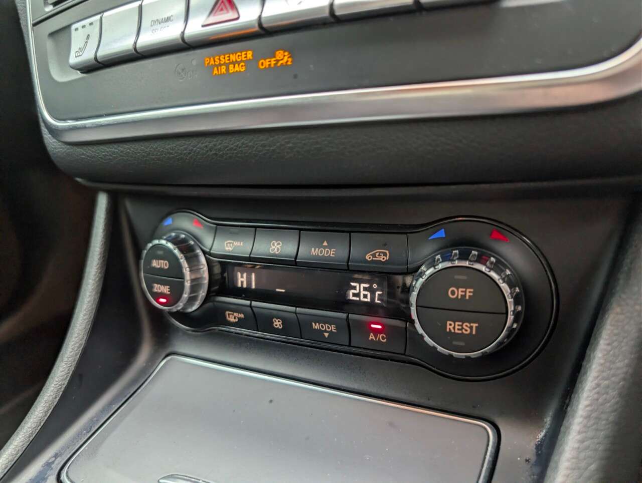 2018 MERCEDES-BENZ 180 2018 MERCEDES-BENZ 180