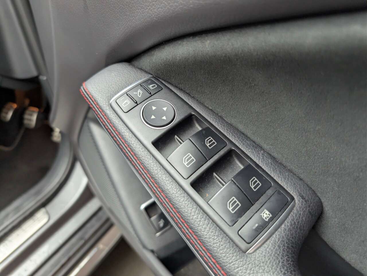 2018 MERCEDES-BENZ 180 2018 MERCEDES-BENZ 180