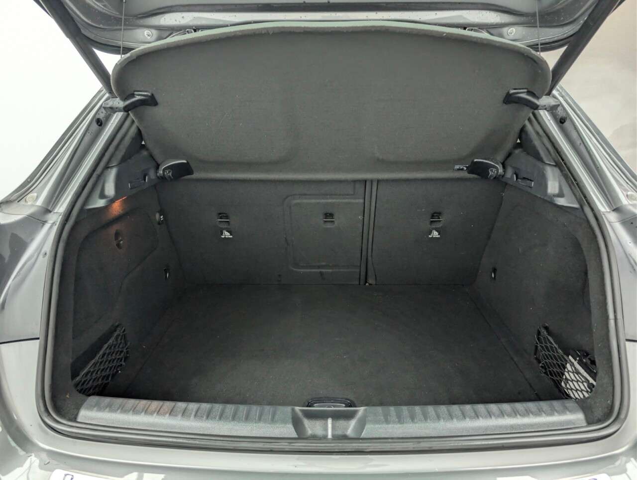 2018 MERCEDES-BENZ 180 2018 MERCEDES-BENZ 180