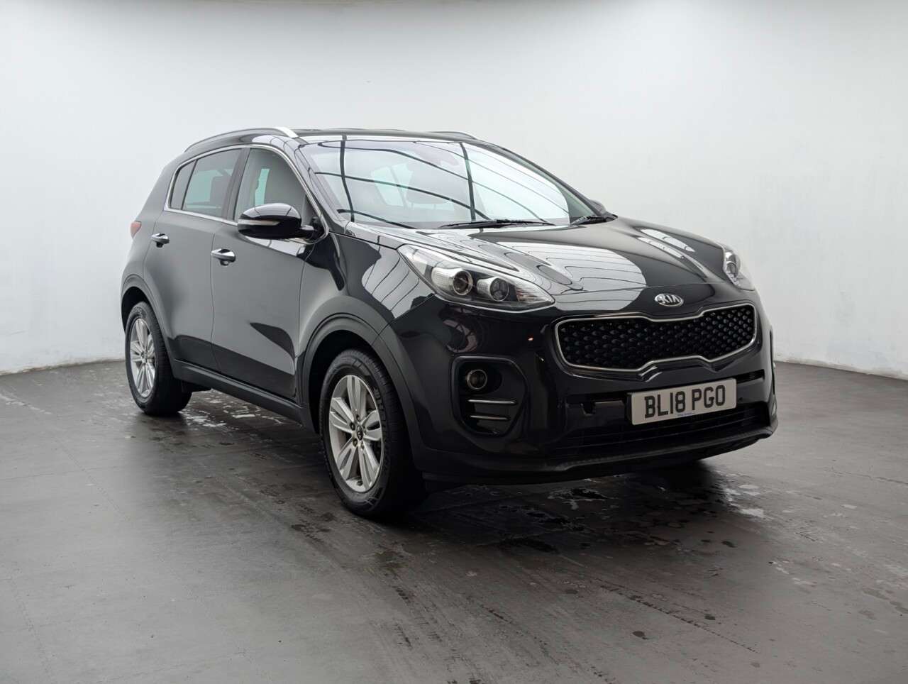 A 2018 KIA SPORTAGE 1.7 CRDi 2 SUV 5dr Diesel Manual Euro 6 (s/s) (114 bhp) BLUETOOTH+LANE KEEP A 2018 KIA SPORTAGE 1.7 CRDi 2 SUV 5dr Diesel Manual Euro 6 (s/s) (114 bhp) BLUETOOTH+LANE KEEP