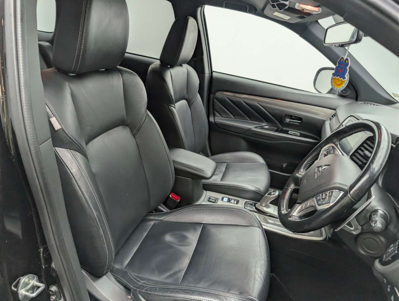 2019 MITSUBISHI OUTLANDER 2019 MITSUBISHI OUTLANDER