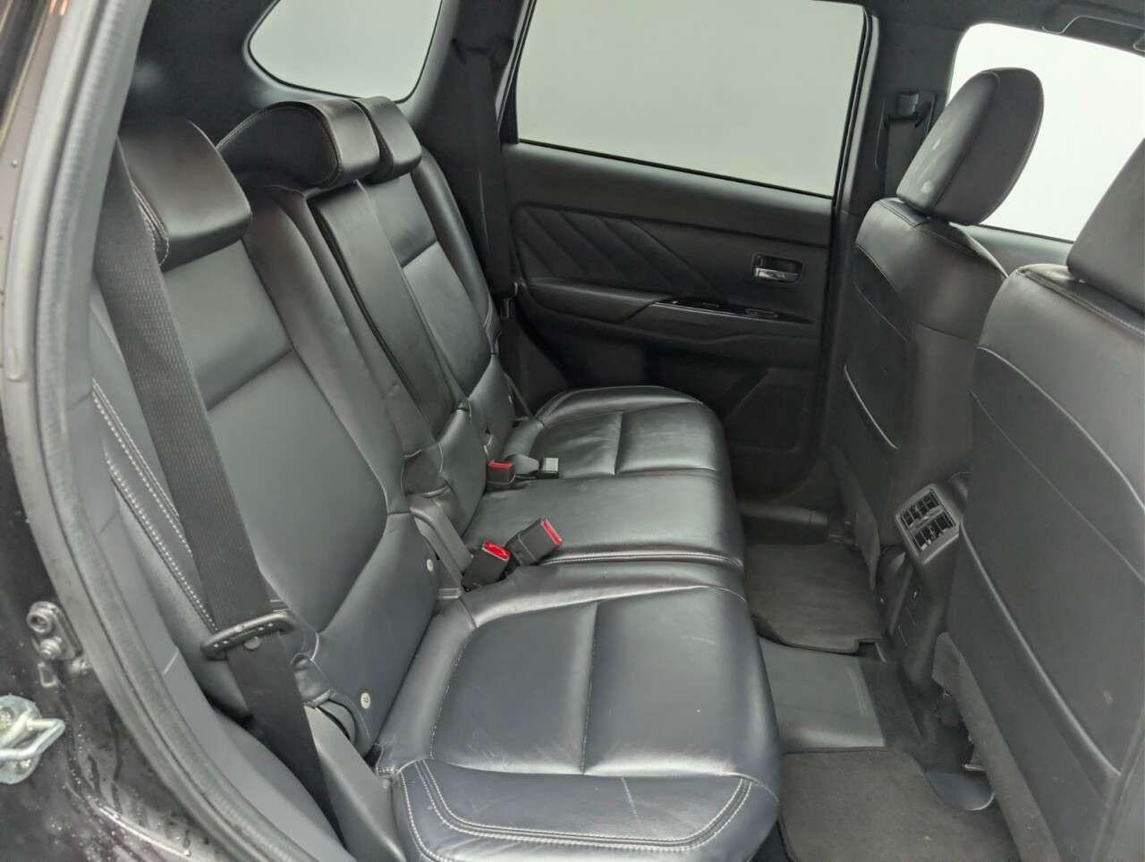 2019 MITSUBISHI OUTLANDER 2019 MITSUBISHI OUTLANDER