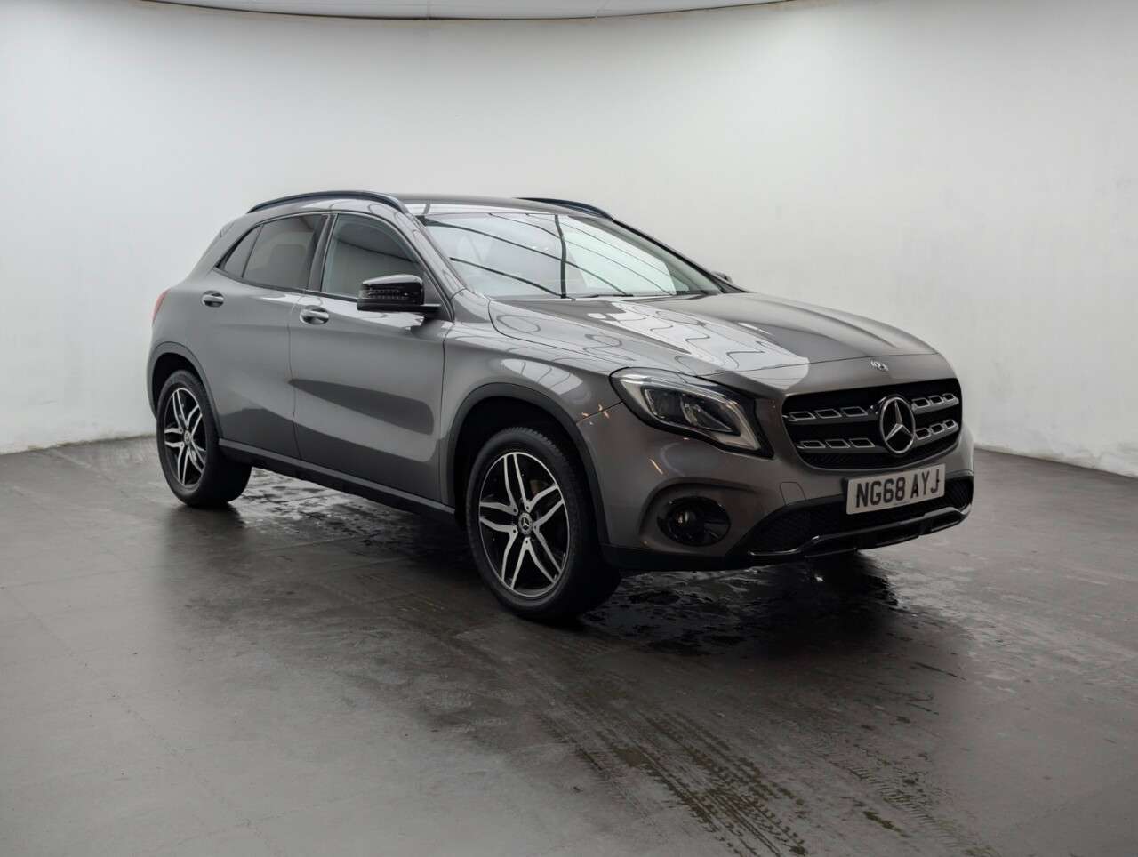 A 2018 MERCEDES-BENZ 180 1.6 GLA180 Urban Edition SUV 5dr Petrol 7G-DCT Euro 6 (s/s) (122 ps) APPLE A 2018 MERCEDES-BENZ 180 1.6 GLA180 Urban Edition SUV 5dr Petrol 7G-DCT Euro 6 (s/s) (122 ps) APPLE