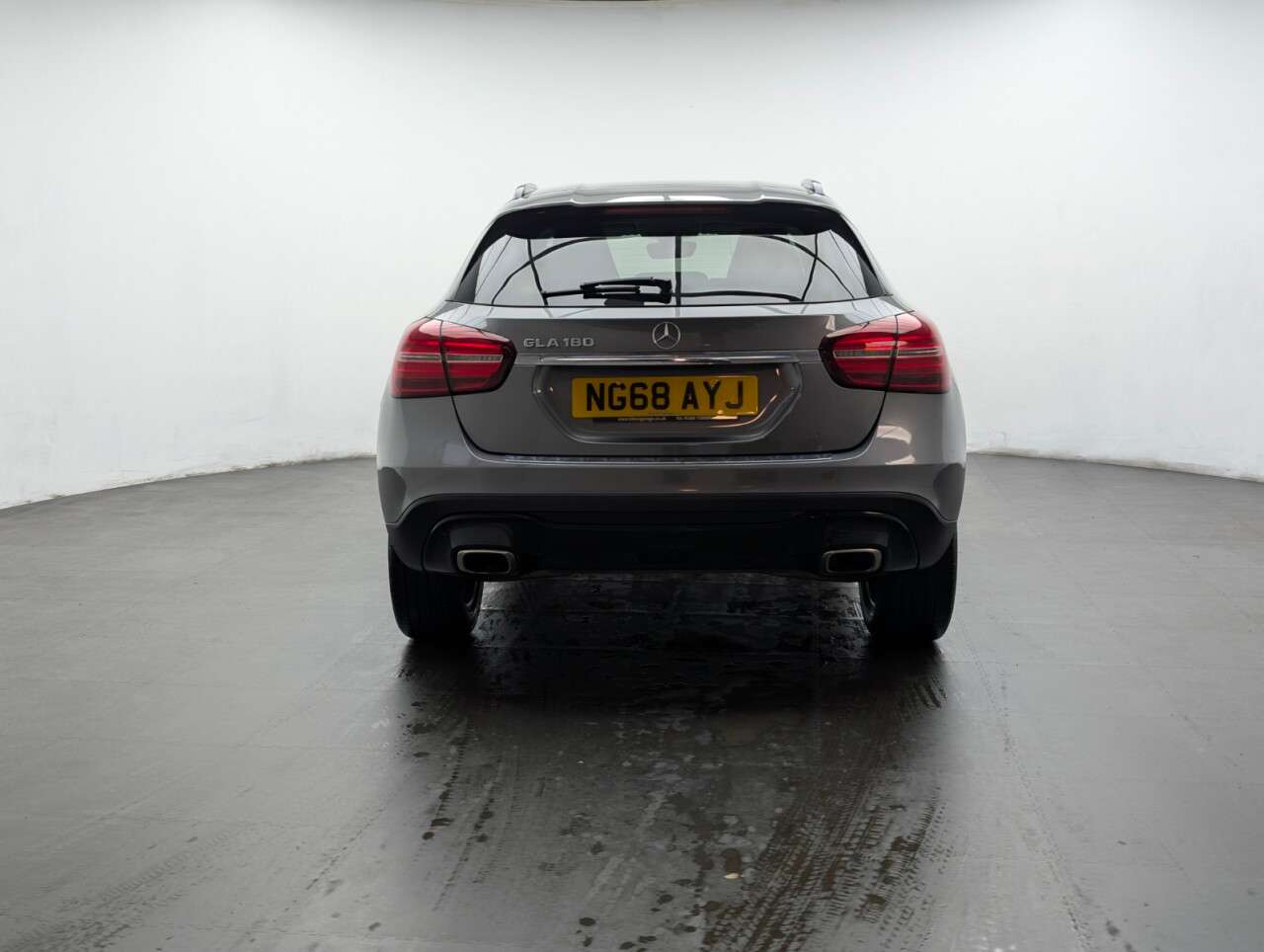 2018 MERCEDES-BENZ 180 2018 MERCEDES-BENZ 180