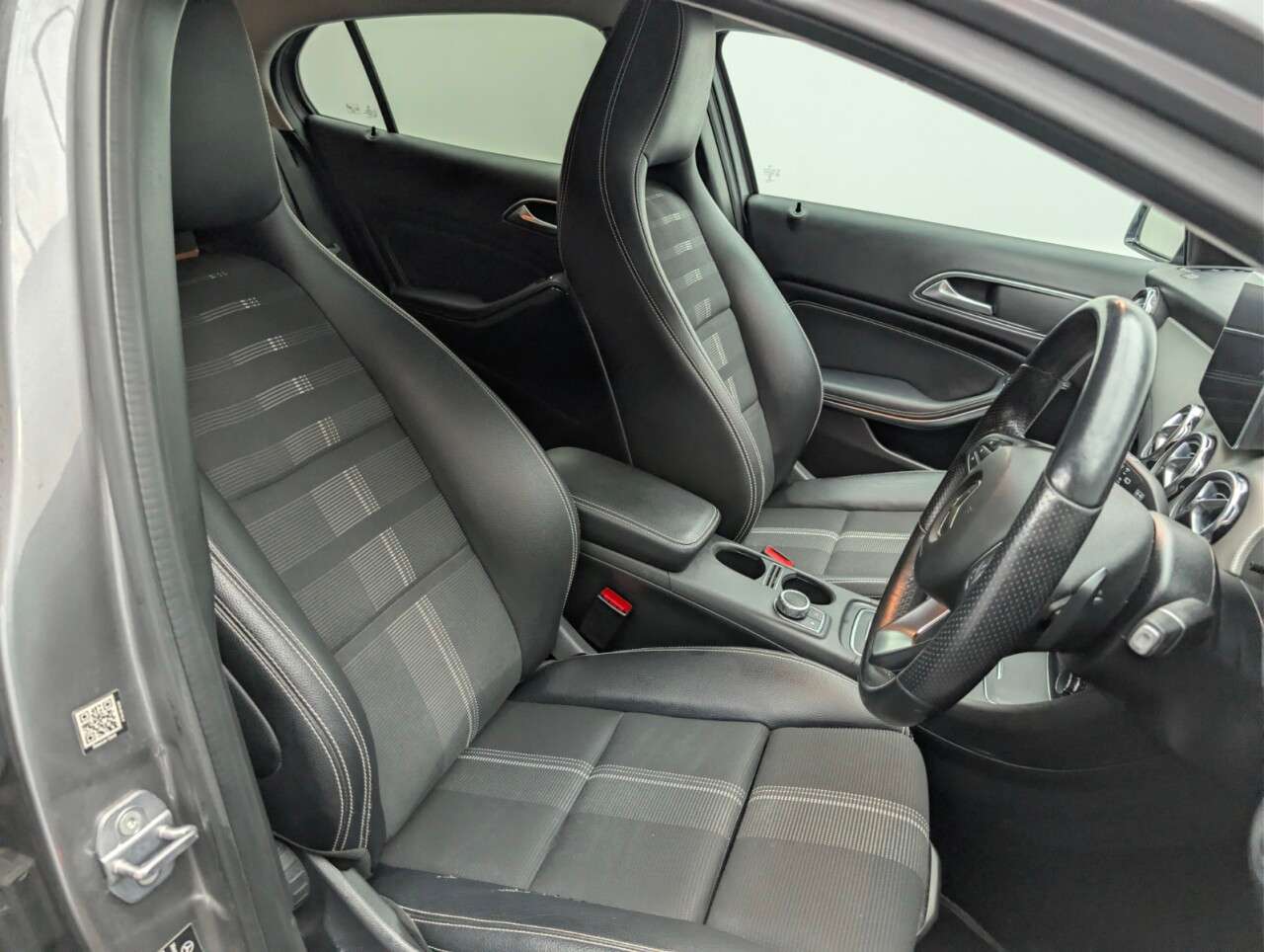 2018 MERCEDES-BENZ 180 2018 MERCEDES-BENZ 180