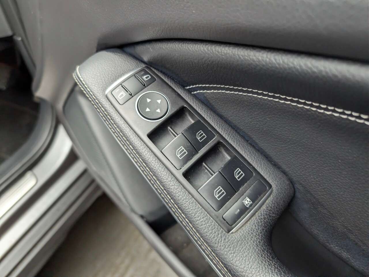 2018 MERCEDES-BENZ 180 2018 MERCEDES-BENZ 180