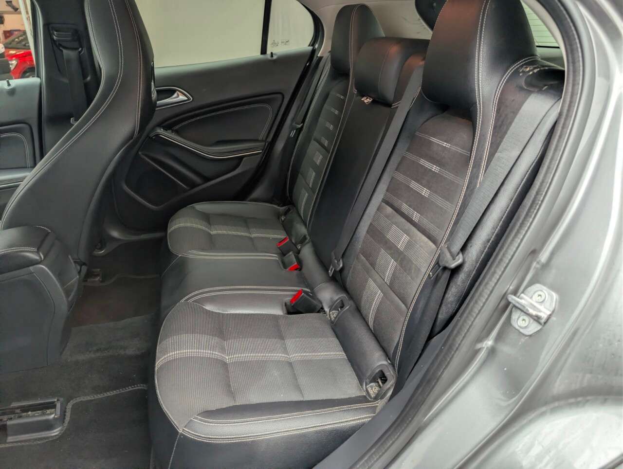 2018 MERCEDES-BENZ 180 2018 MERCEDES-BENZ 180