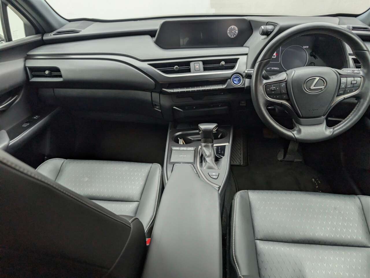 2021 LEXUS UX 2021 LEXUS UX