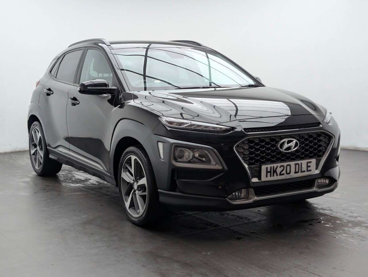 A 2020 HYUNDAI KONA 1.0 T-GDi Premium SE SUV 5dr Petrol Manual Euro 6 (s/s) (120 ps) PARKING SY A 2020 HYUNDAI KONA 1.0 T-GDi Premium SE SUV 5dr Petrol Manual Euro 6 (s/s) (120 ps) PARKING SY