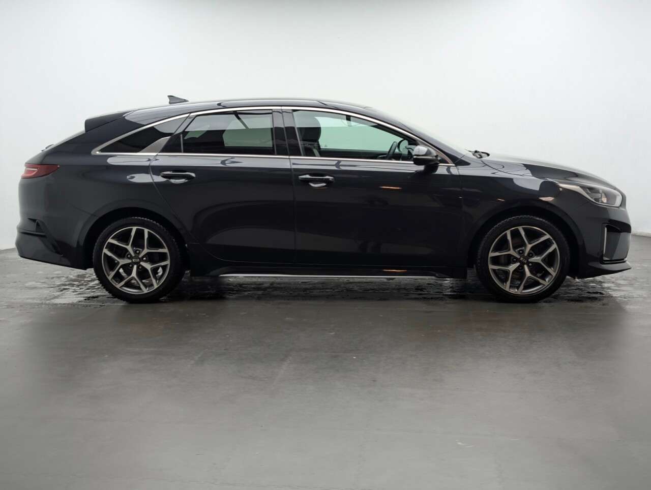 2019 KIA PROCEED 2019 KIA PROCEED